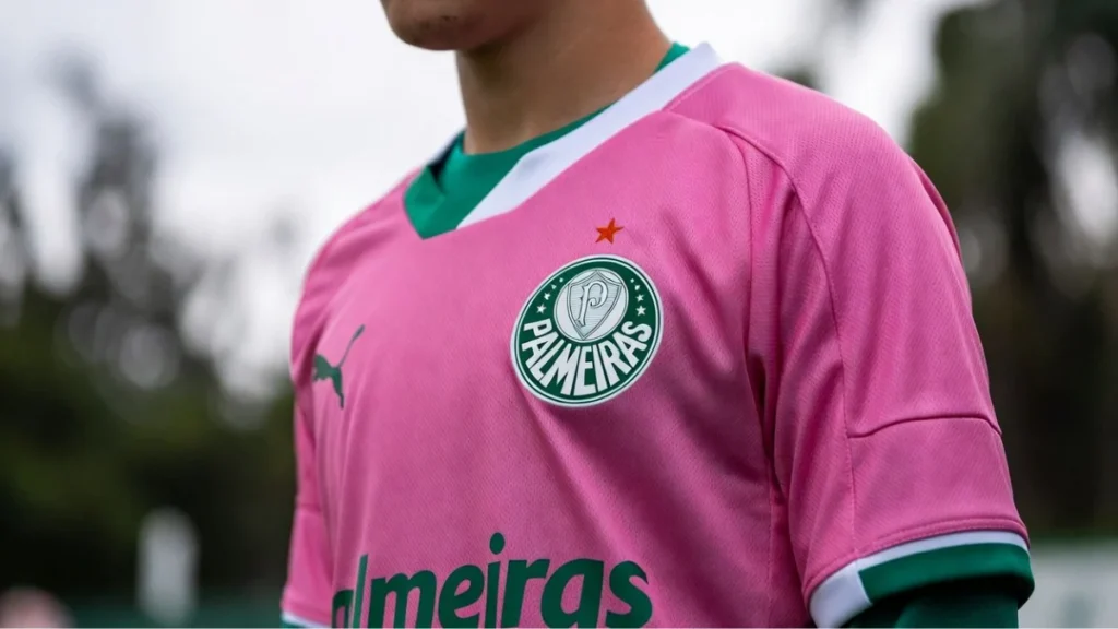 Camisa Rosa do Palmeiras: Um Símbolo de Paixão e Causa